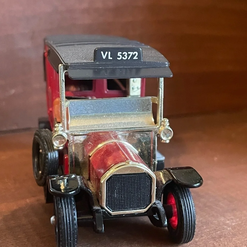 Vintage Matchbox 1907 Unic Taxi Made In England 1984